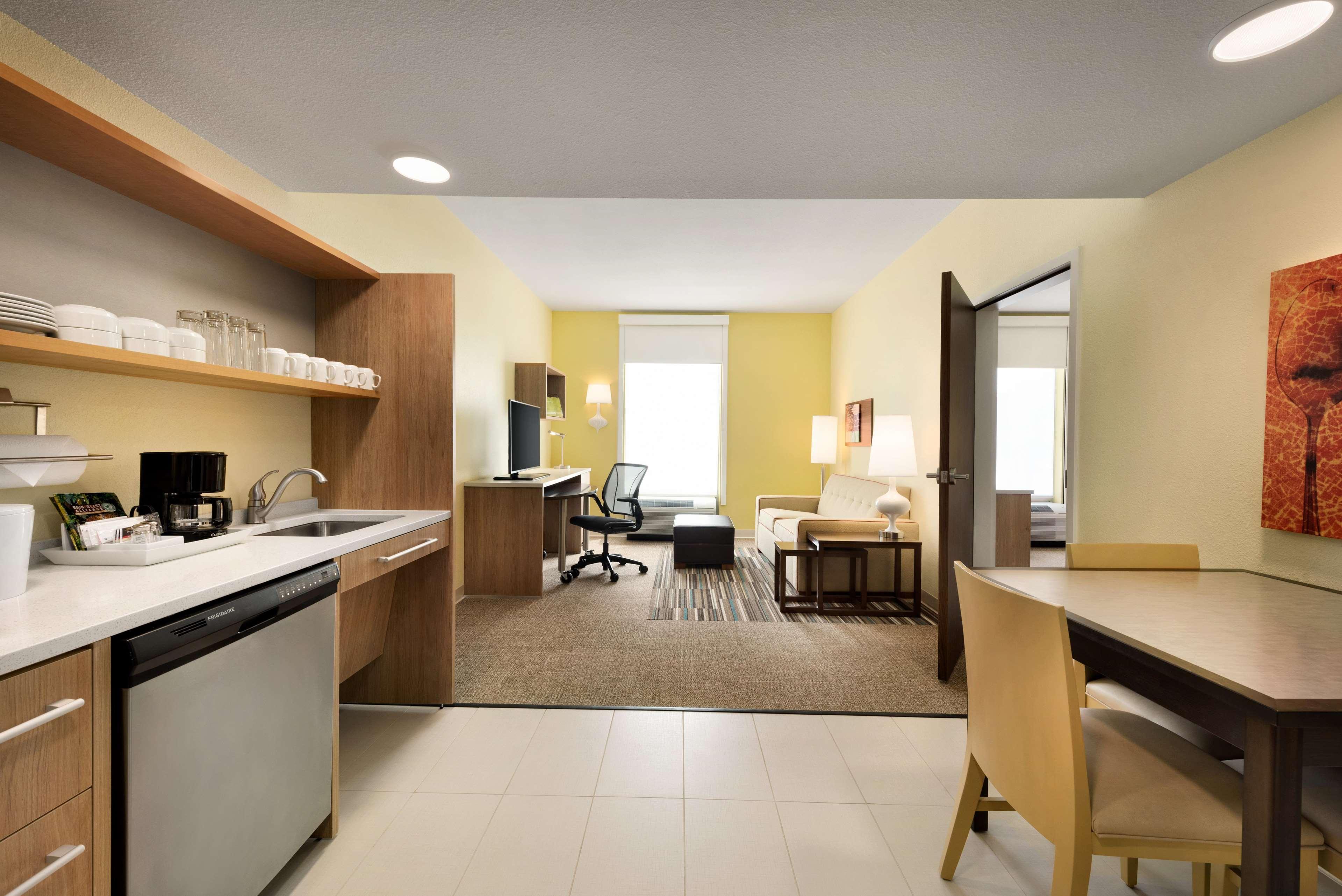 Home2 Suites By Hilton-Cleveland Бичвуд Экстерьер фото